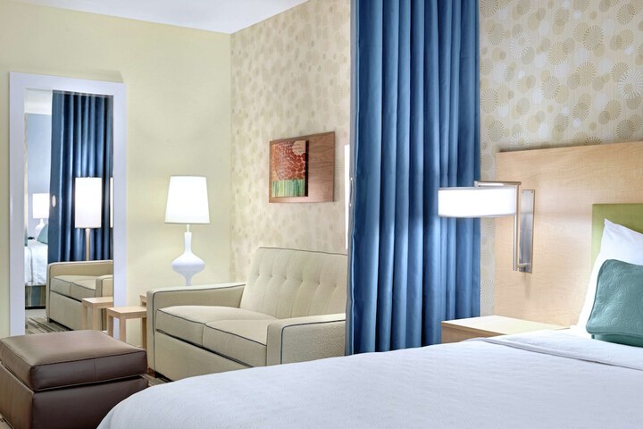 Room 25 of 35