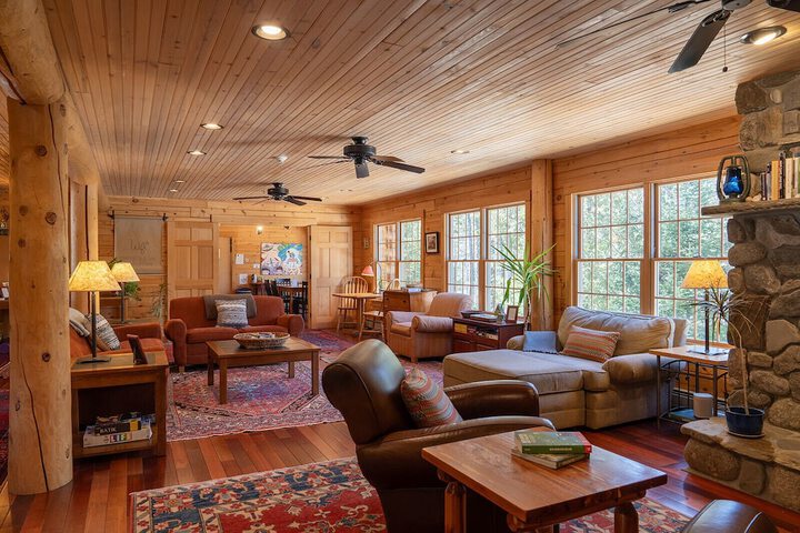 Hostel of Maine