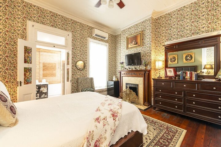 Room 16 of 55