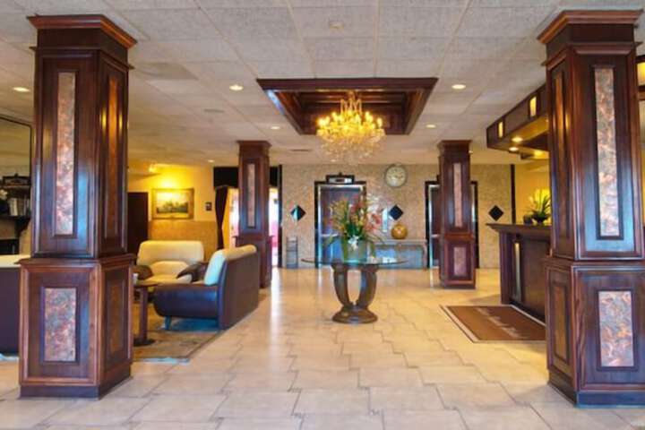 Hotel Interior 4 of 29