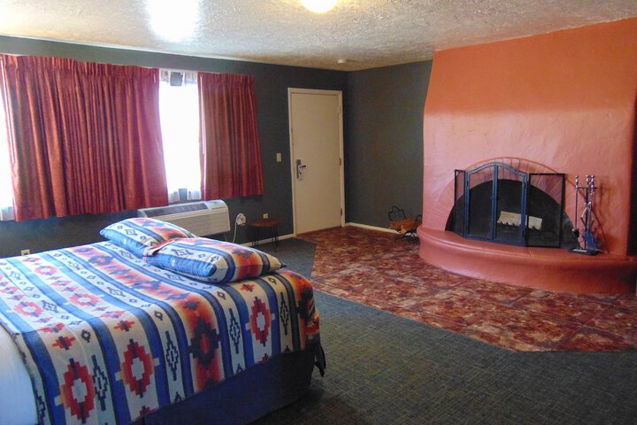 Room 51 of 64