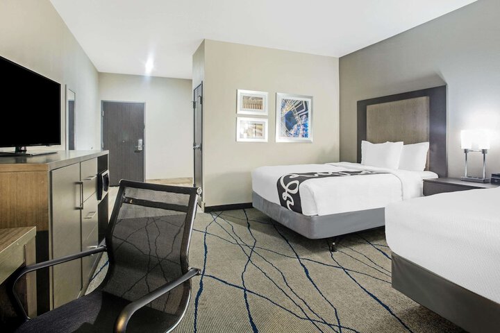 Room 19 of 30