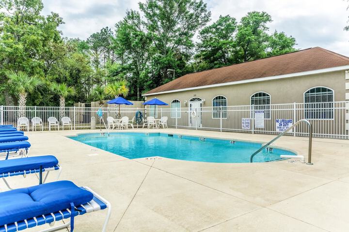 Pool 6 of 39