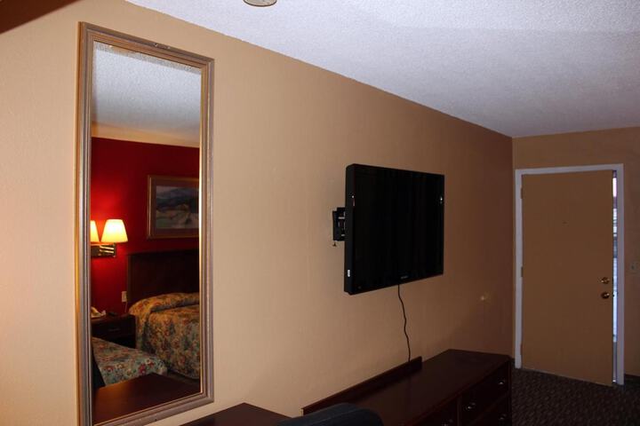Room 25 of 31