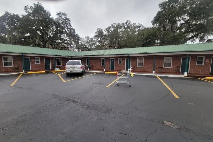 Gandy Motor Lodge