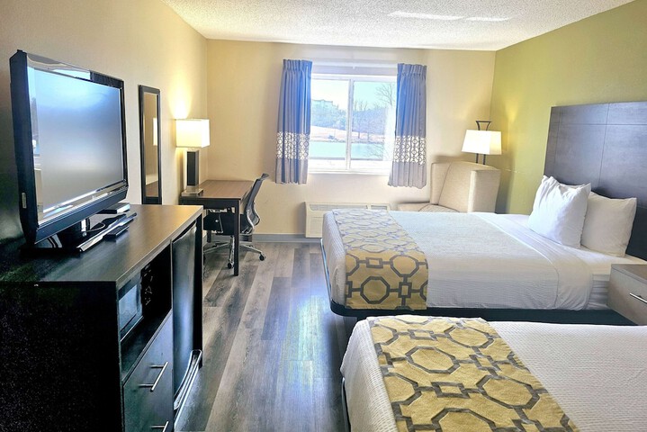 Room 8 of 36