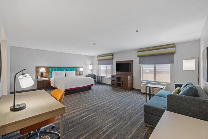 Hampton Inn & Suites Madera