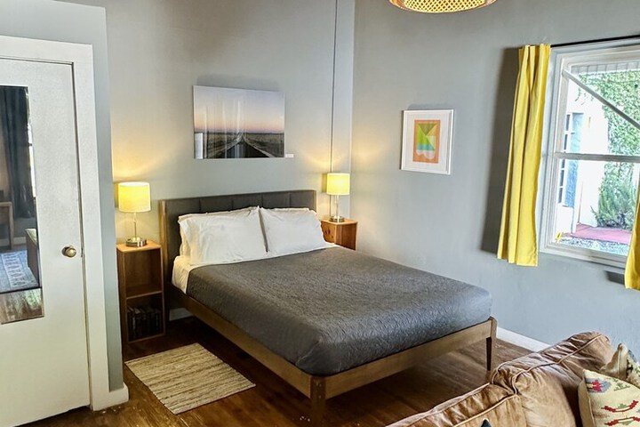 The Lincoln Marfa