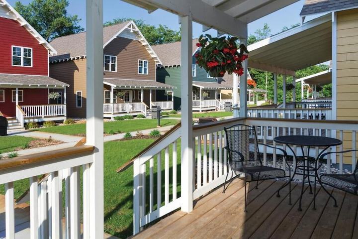 Arrowwood Resort Hotel and Conference Center - Alexandria MN
