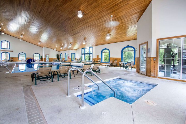Pool 4 of 74