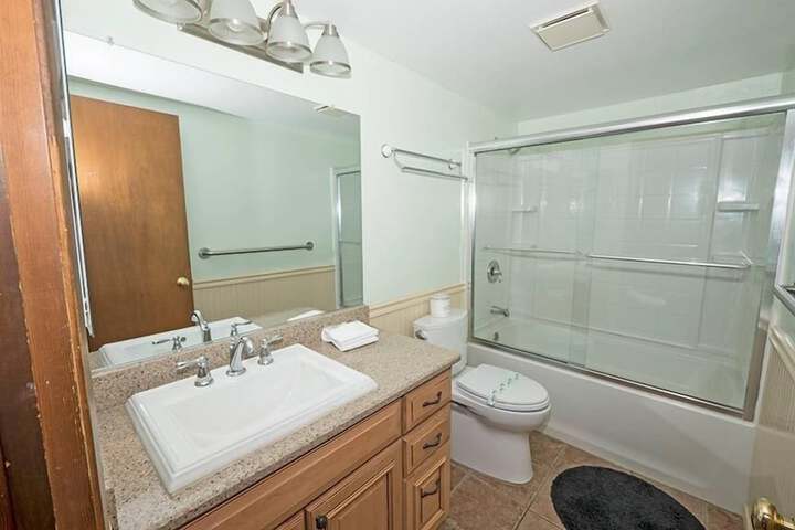 Room 14 of 21