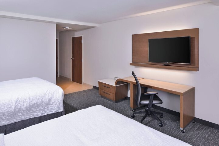Courtyard by Marriott Columbus Grove City