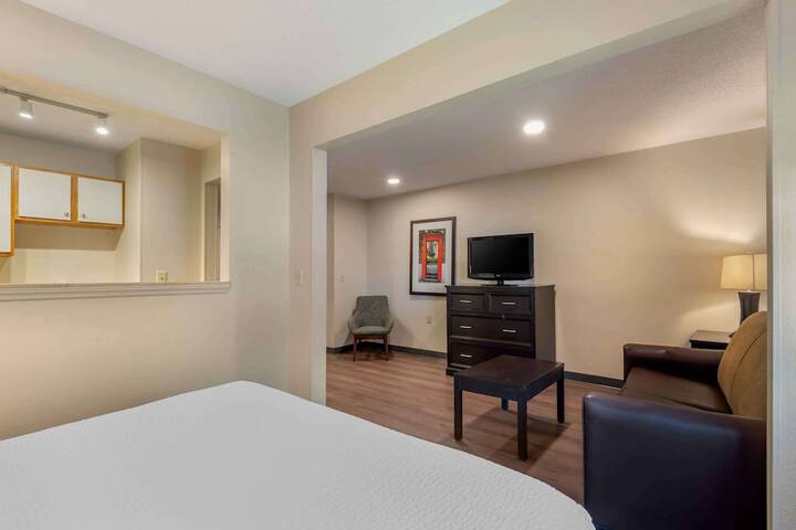 Room 12 of 29