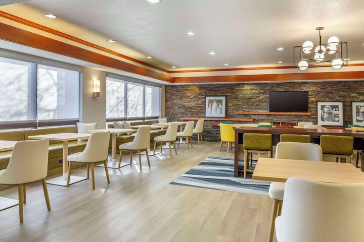 Comfort Inn & Suites Rapid City near Mt. Rushmore