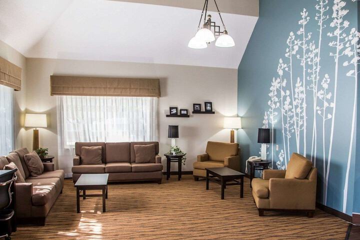 Hotel Interior 10 of 43