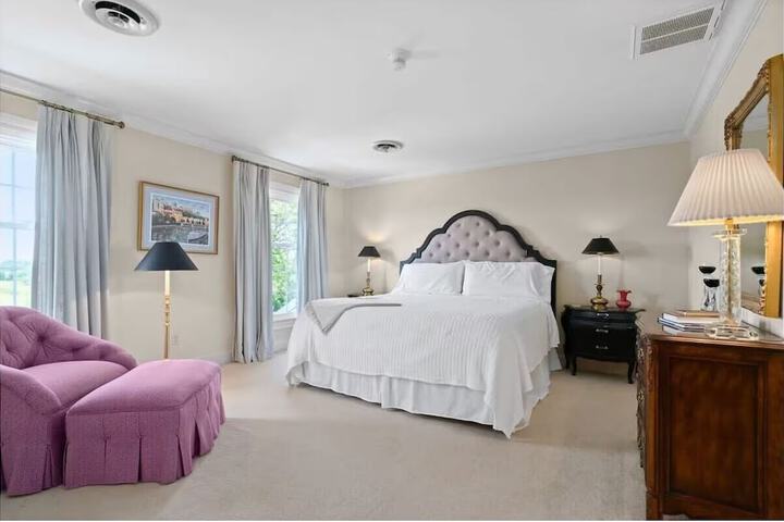 Oak Hill House