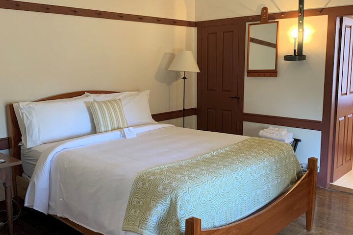Room 57 of 72