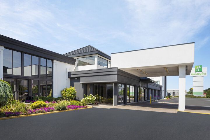 Holiday Inn Hasbrouck Heights-Meadowlands by IHG