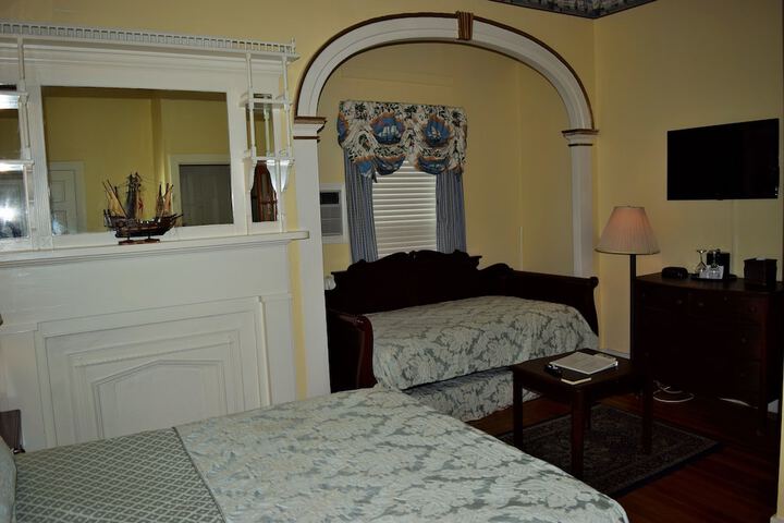 Hotel Interior 28 of 183