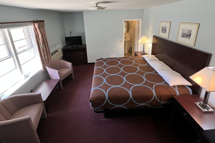 Room 42 of 56