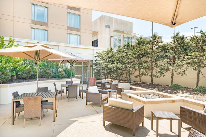 Courtyard Silver Spring Downtown