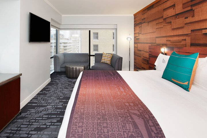 Room 54 of 121