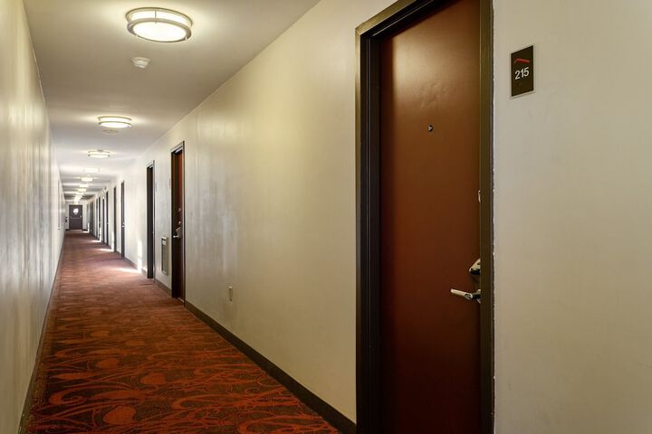Ballroom/Hall 37 of 37