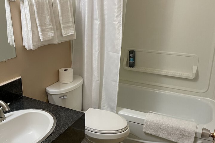 Room 28 of 47