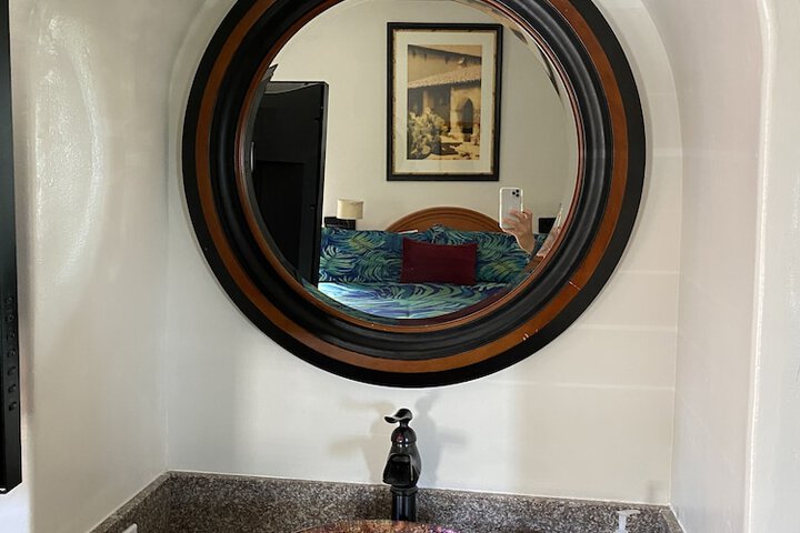 Room 91 of 128