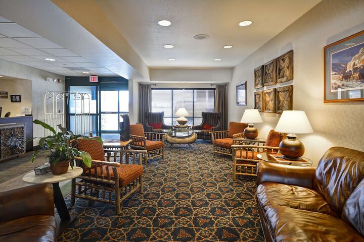 Hotel Interior 4 of 27