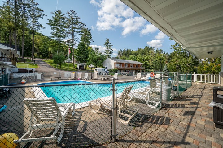 Pool 7 of 86