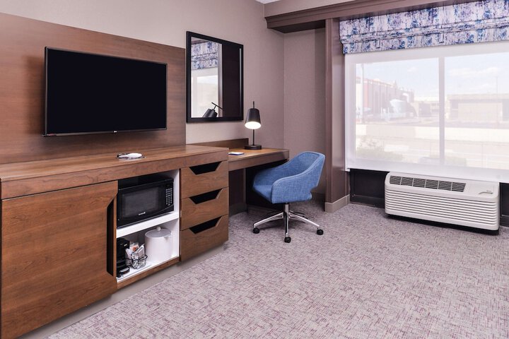 Room 39 of 60