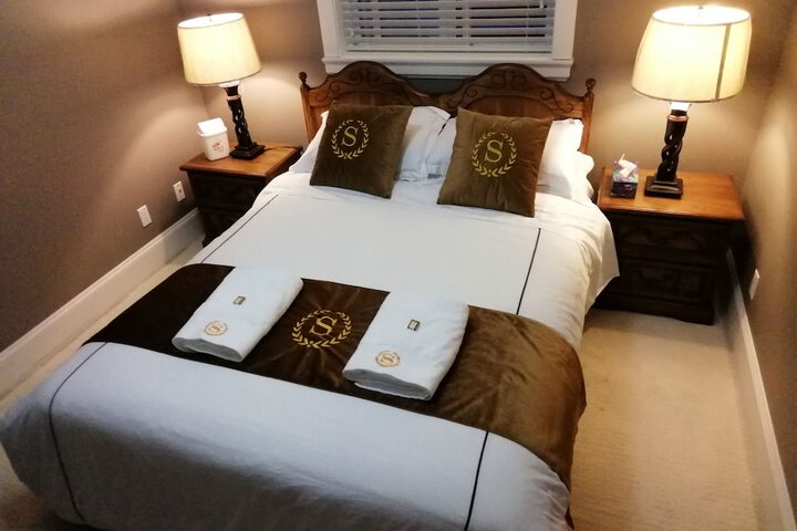 Room 18 of 74