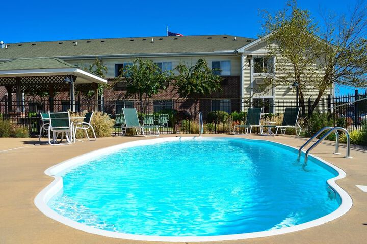 Pool 7 of 23