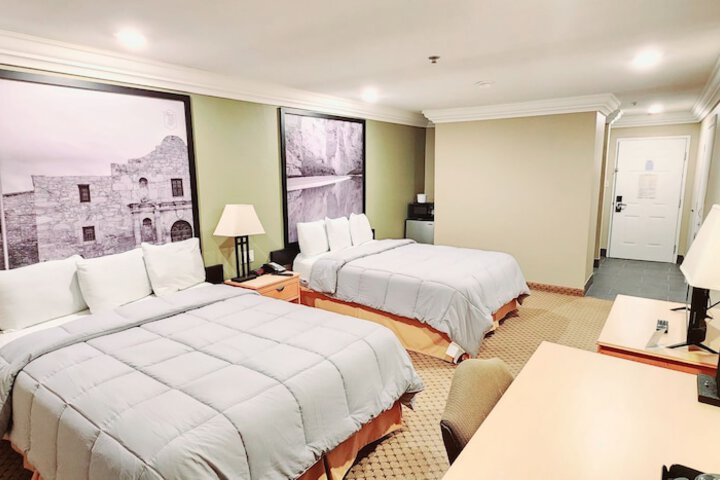 Room 14 of 24