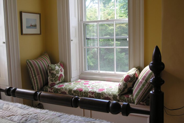 Delano Homestead Bed & Breakfast