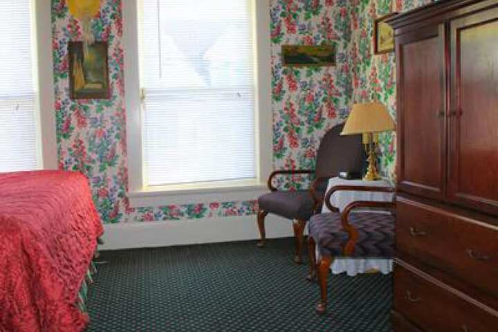 Room 64 of 113