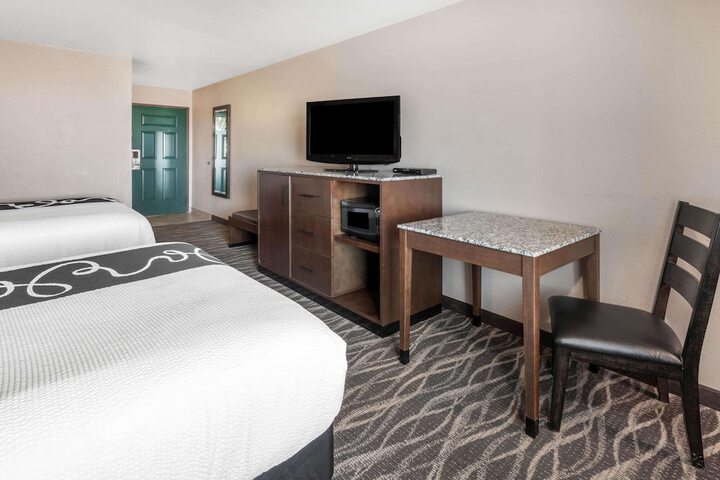 La Quinta Inn & Suites by Wyndham Belgrade - Bozeman Airport