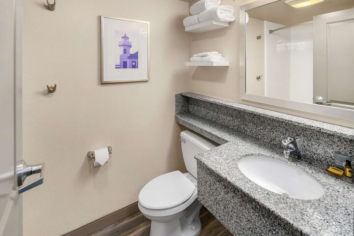 Executive Residency by Best Western Navigator Inn & Suites