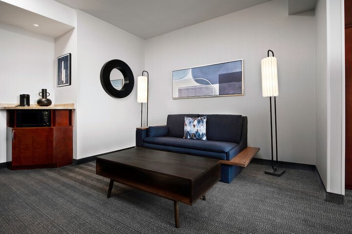 Room 21 of 54