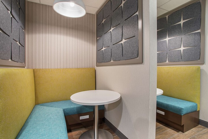 Business Center 25 of 25