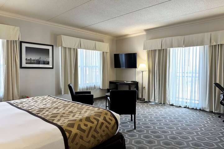 Room 38 of 62