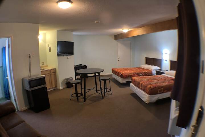 Room 36 of 154