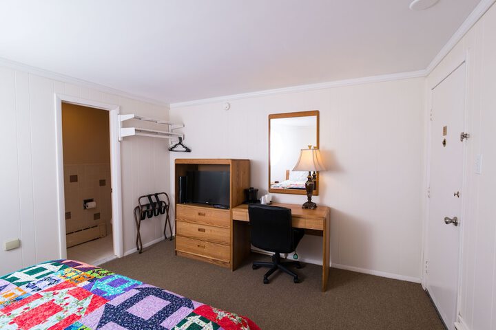 Room 43 of 75