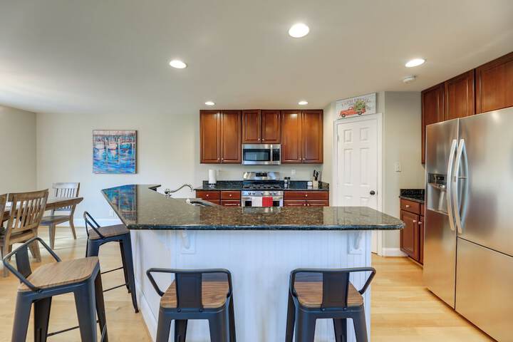 Harkers Island Vacation Rental With Pool Table!