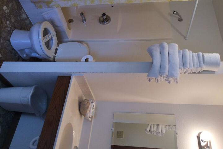 Room 20 of 69