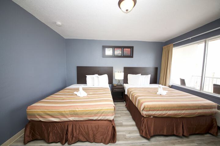 Room 17 of 33