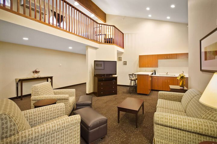 AmericInn by Wyndham Hill City Mt. Rushmore