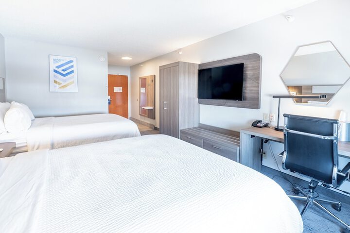 Holiday Inn Express Hotel & Suites ANDERSON NORTH by IHG