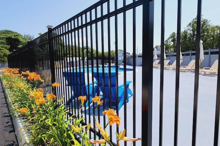 Ambassador Inn & Suites